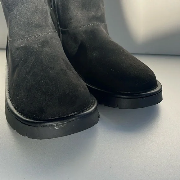 New Women's May Faux Suede Booties Memory Foam Insole Size 9 - Picture 7 of 13